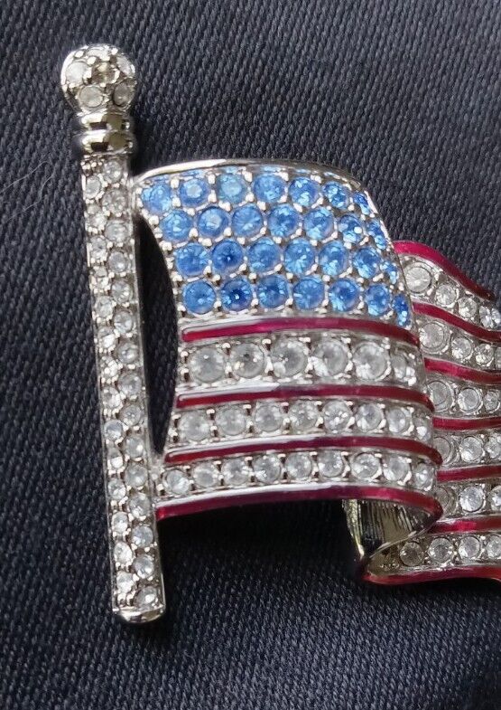 American Flag Swarovski Crystal Vintage Pin Brooc… - image 2