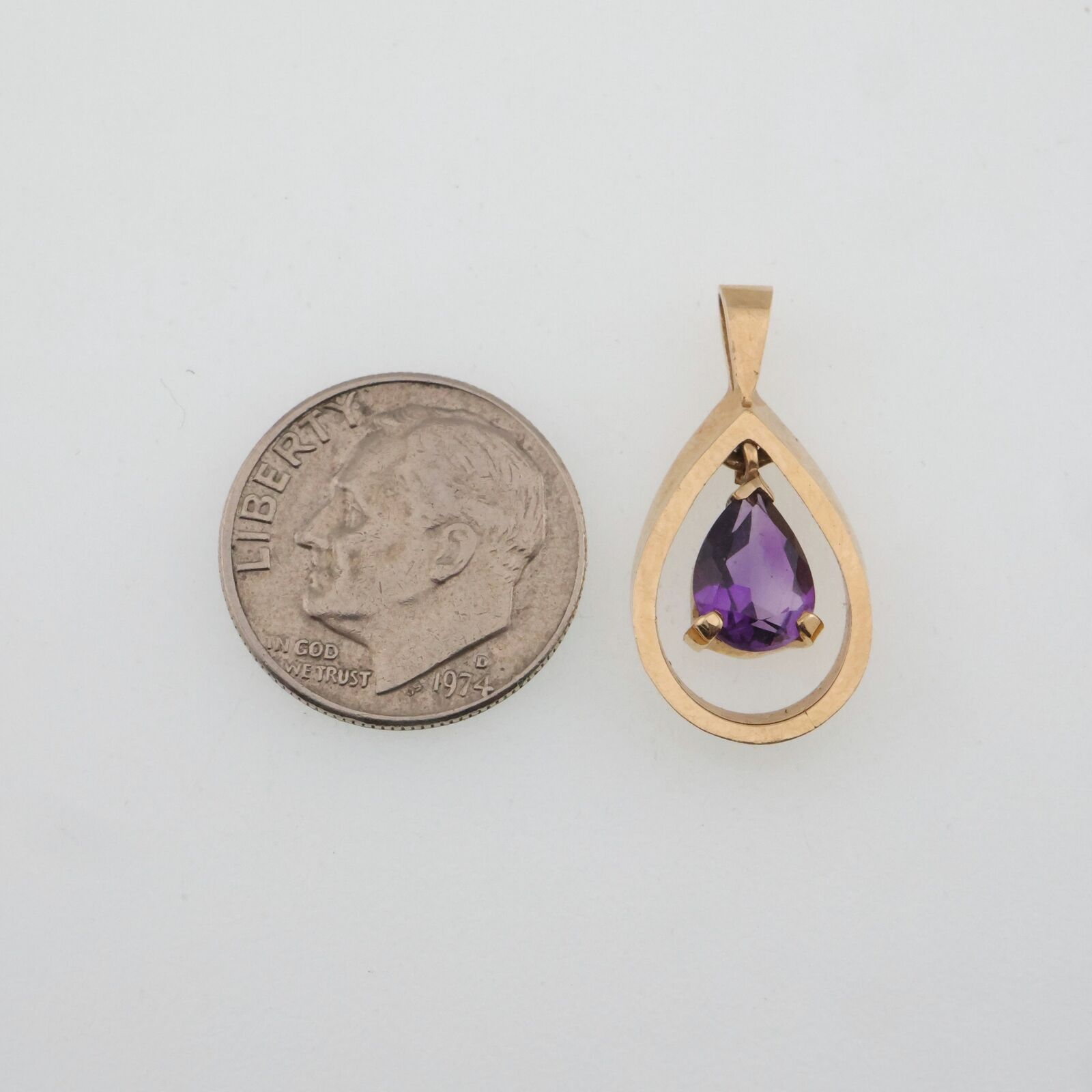 Pear Cut Amethyst Estate Pendant 14k Yellow Gold - image 3