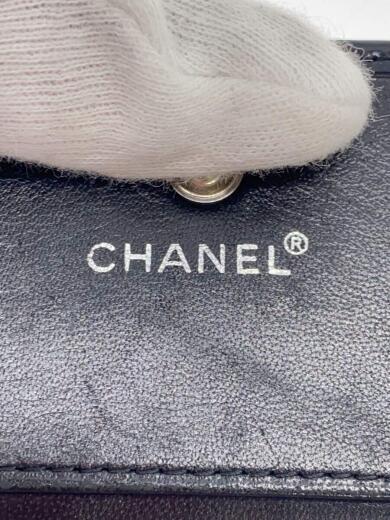 CHANEL Bifold Wallet Patent Solid Women's (3.7" 3… - image 3