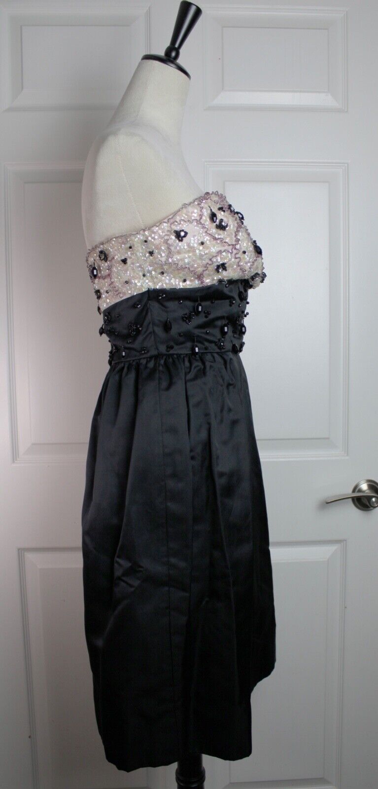 VTG Black Satin Sleeveless Dress Ivory Bodice Bea… - image 7