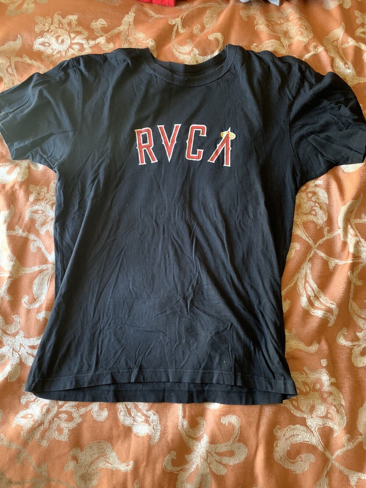 RVCA Black Large LA Angels T-shirt Extremely Rare… - image 2