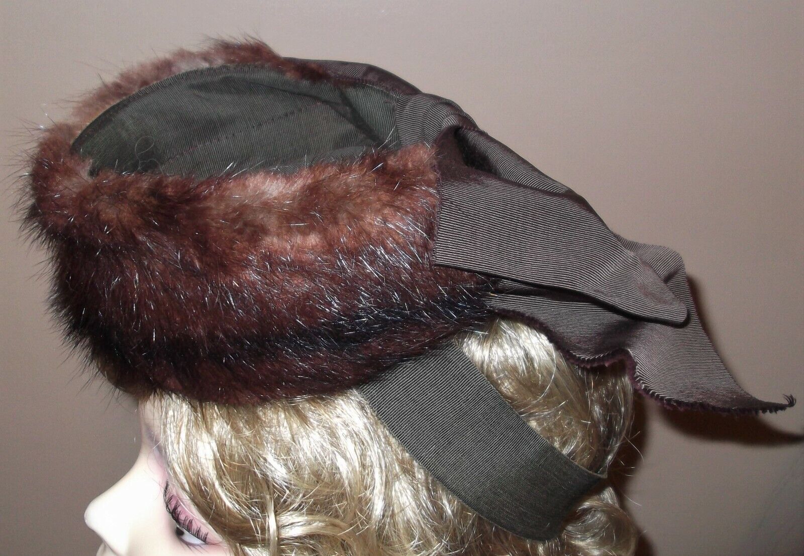 Vtg 1940s/50s "Elizabeth Ford" Brown Mink Fur Fas… - image 5