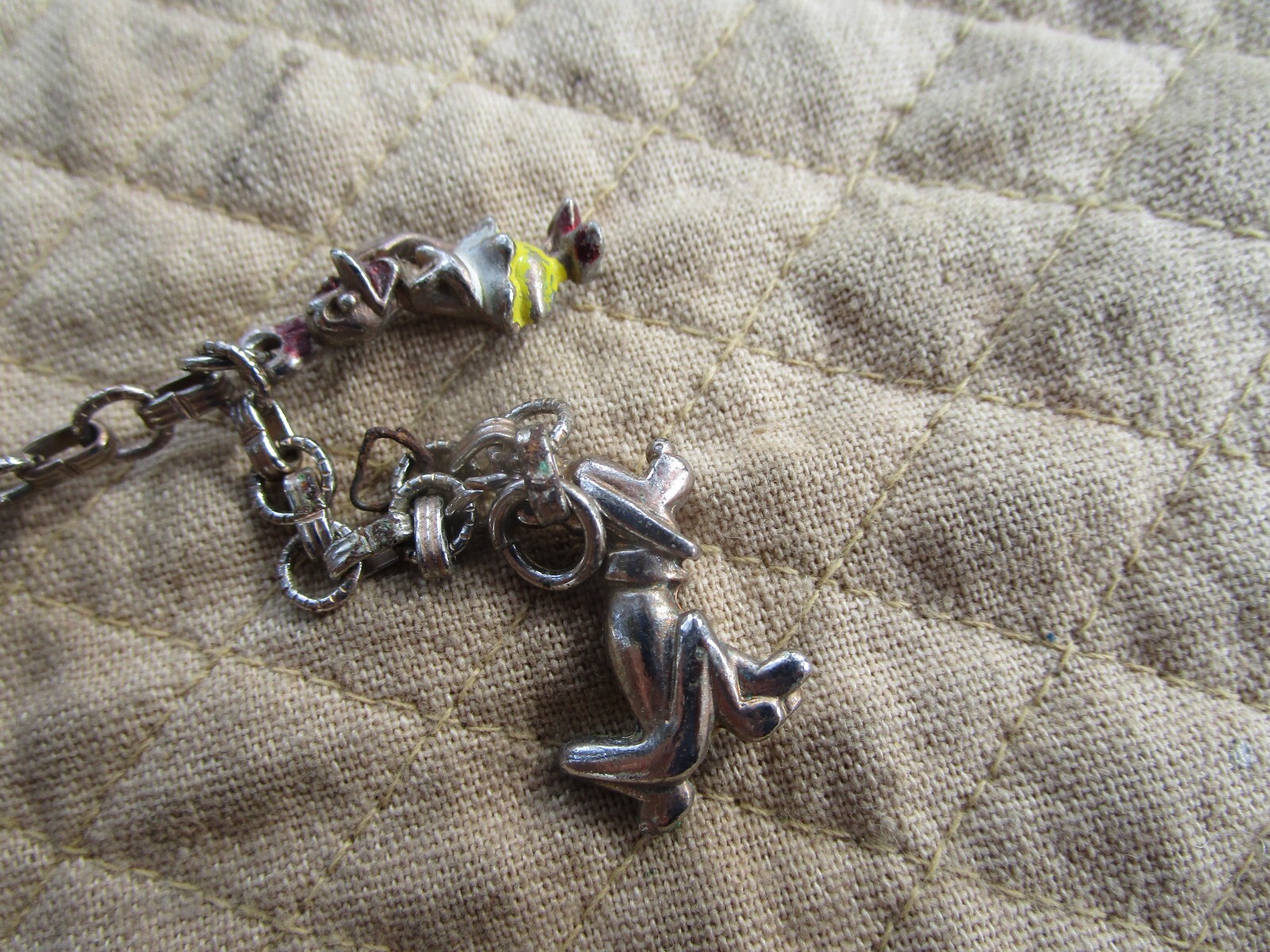 VINTAGE WALT DISNEY CHARM BRACELET MICKEY MINNIE … - image 2