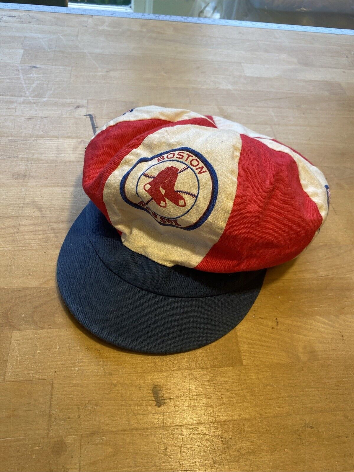 Vintage 70's Boston Red Sox Pin Wheel GROOVY Hat … - image 2