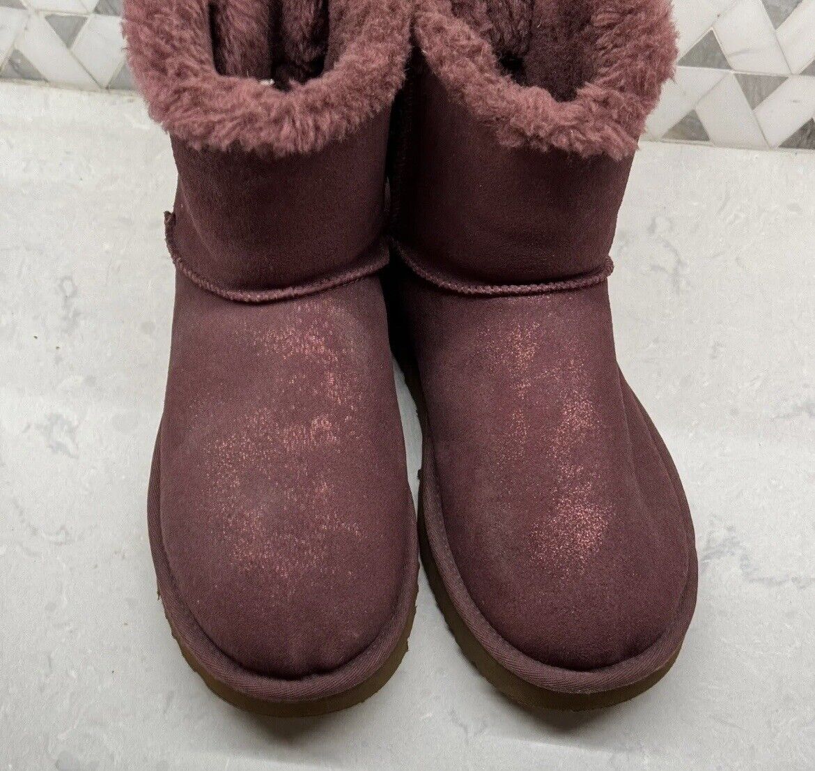 UGG Mini Bailey Bow Burgundy Glimmer Size 10 - image 4