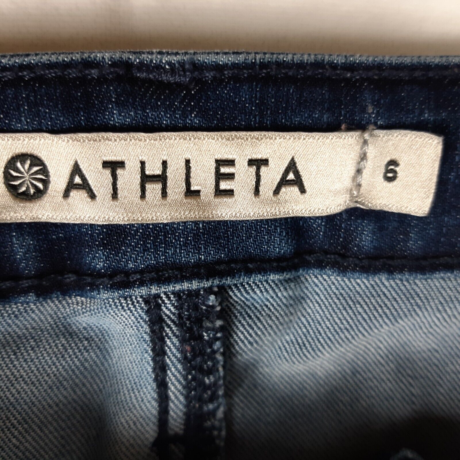 Athleta Skinny Dark Blue Jean Size 6 - image 7