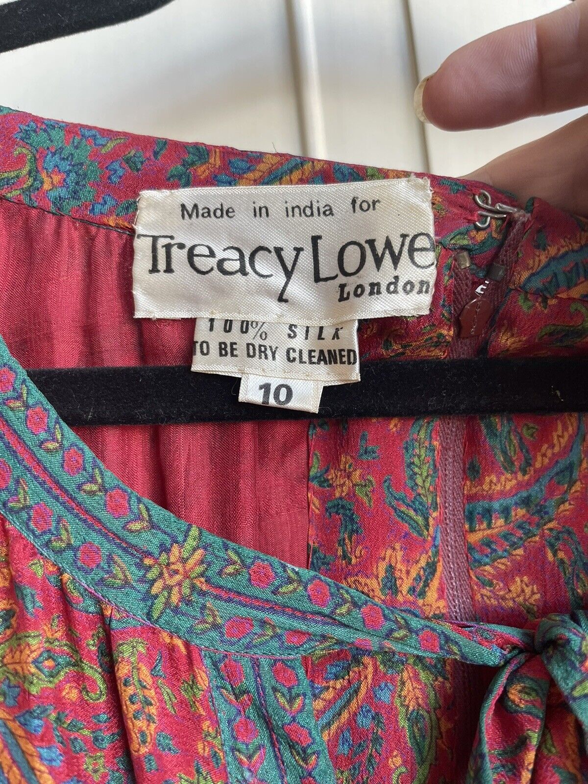 Vtg 1970s Treacy Lowe Rare Red Floral Tissue Silk… - image 11