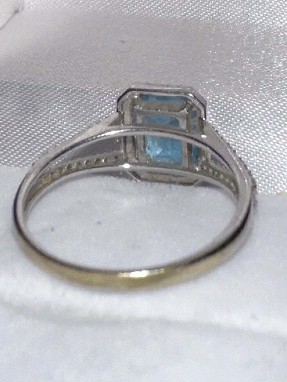 9ct White Gold Blue Topaz And Diamond Ring - image 6