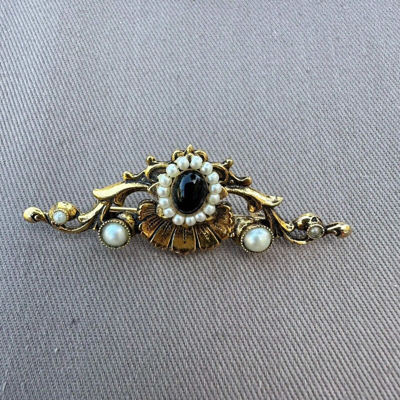 Vintage Set of Three Victorian Style Brooch Pins … - image 4