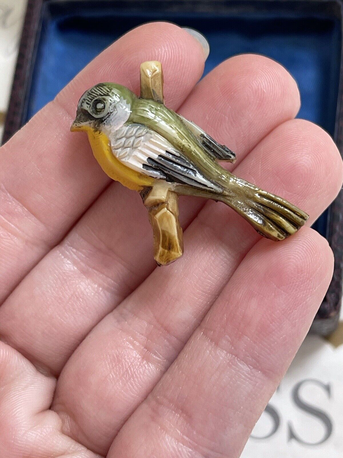 Antique Bird brooch 1900s Celluloid Early Plastic… - image 6