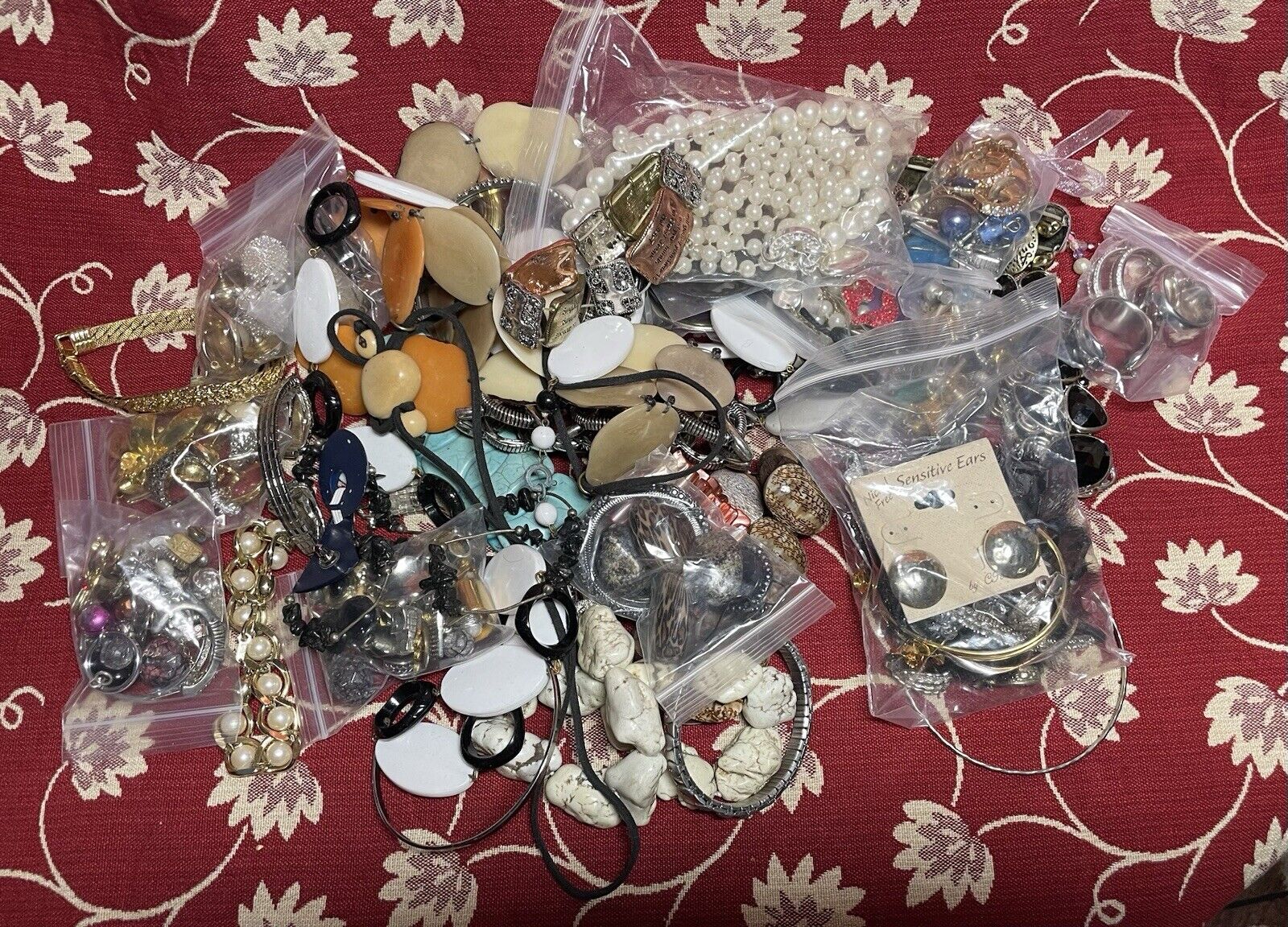 3.5 Lbs “Junk” Jewelry ~ Estate Sale Finds ~ Vint… - image 1