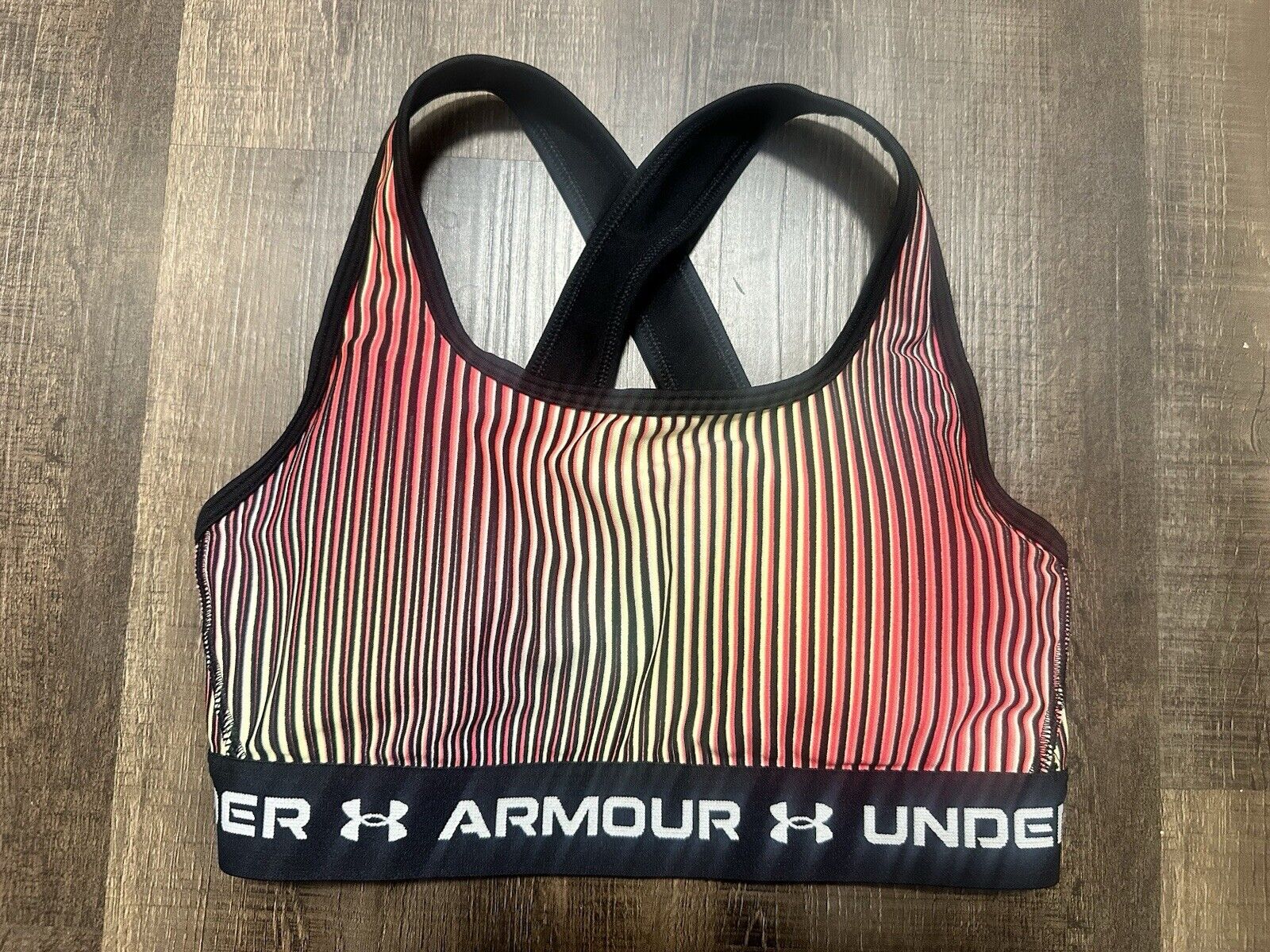 Under Armour compression sports bra small - image 1