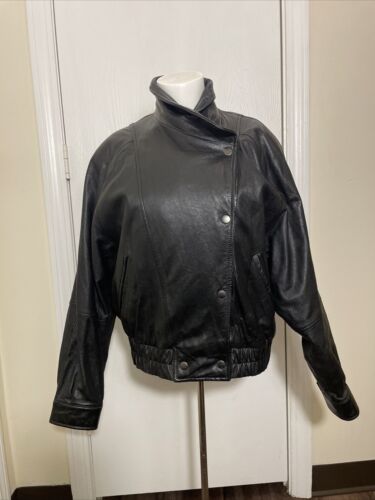 Wilsons Women's Vintage Cropped Black Leather Bik… - image 1