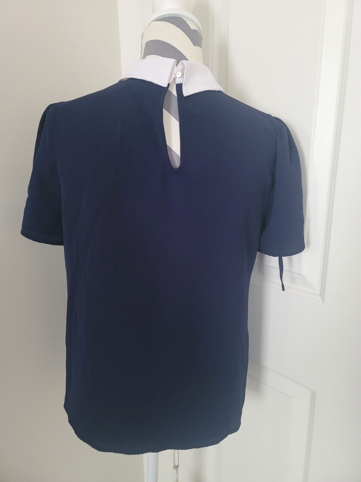 CeCe Navy Blue Blouse Shirt Sz S Slit Sleeve W/ti… - image 3