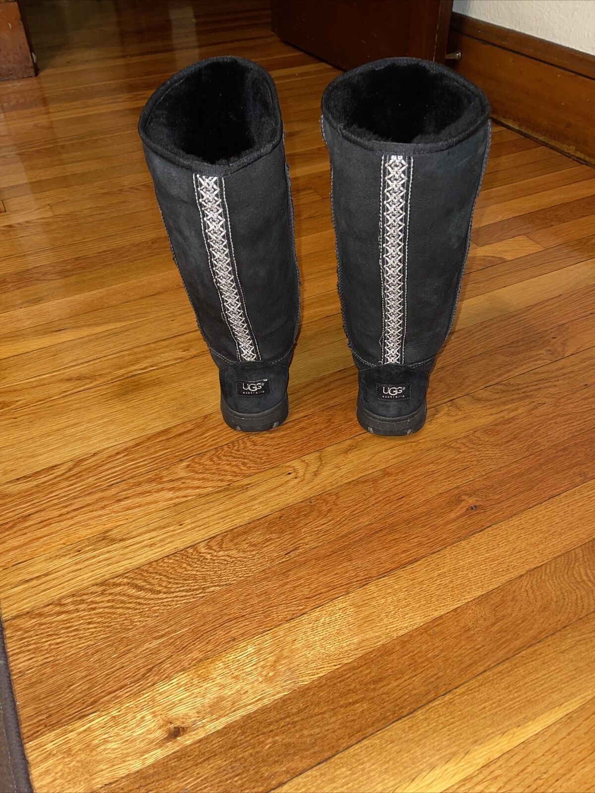 UGG AUSTRALIA CLASSIC TALL BLACK BOOTS Sz W9 - image 3