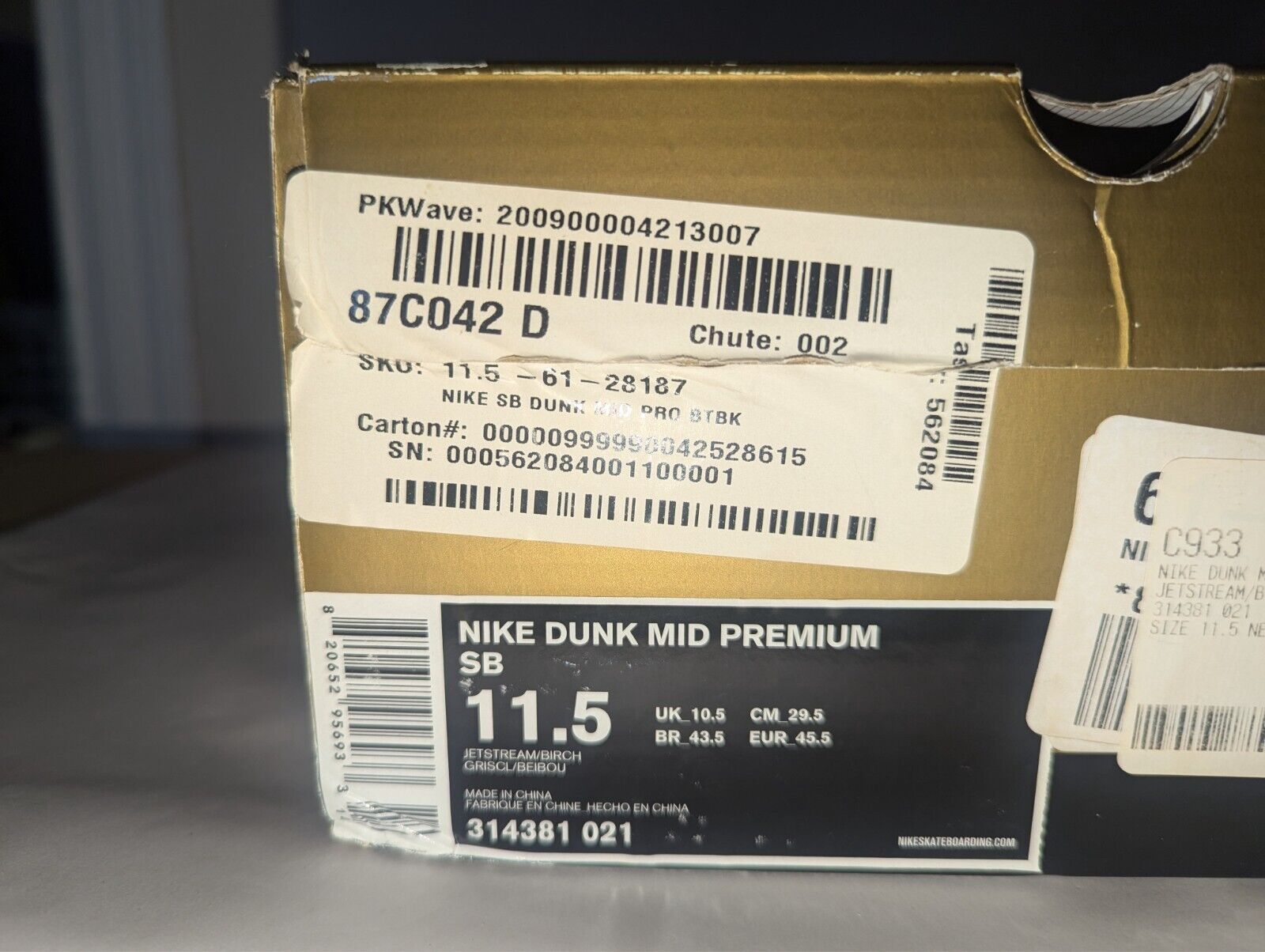 USED - 2008 "Goofy Boy" - Nike SB MID Dunks Jet S… - image 10