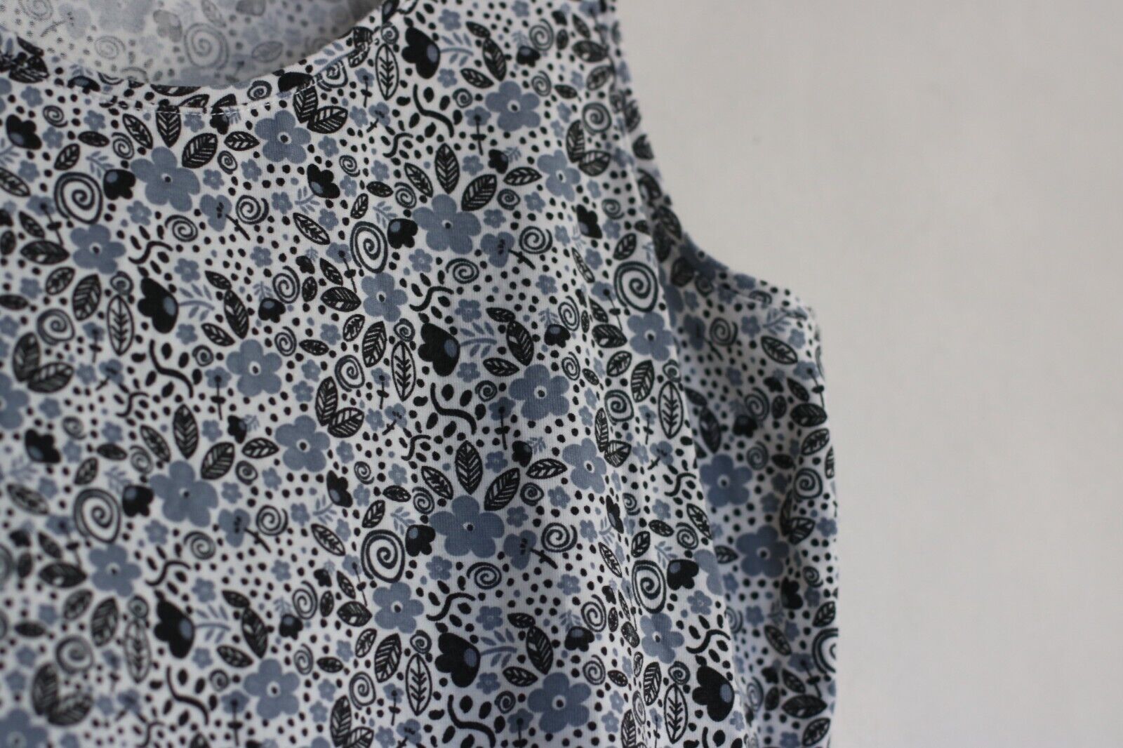 GUDRUN SJODEN grey white blue floral lagenlook bl… - image 3