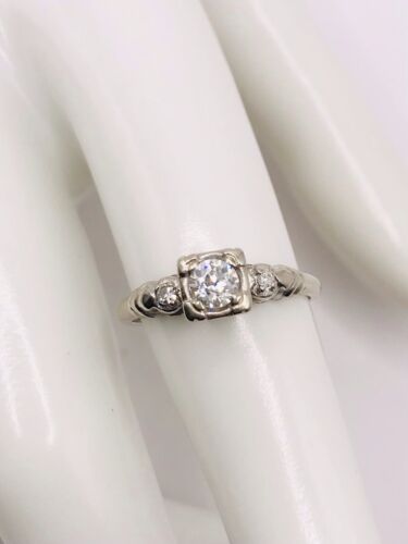 14k White Gold Natural Diamonds Ring - image 1