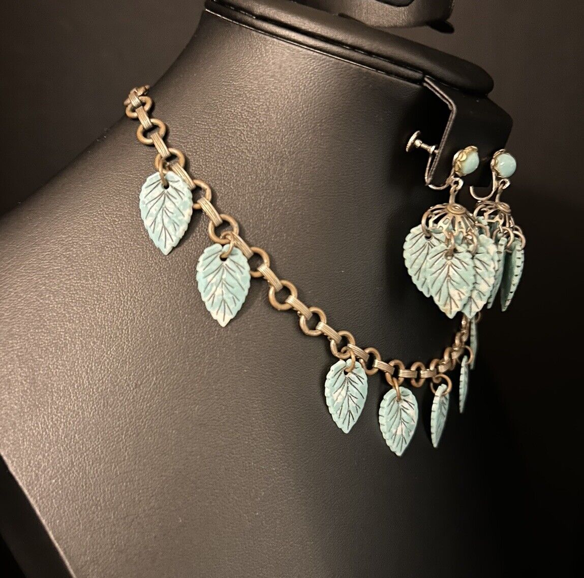 Vtg Turquoise Lucite Leaf Charm Necklace Earring … - image 3