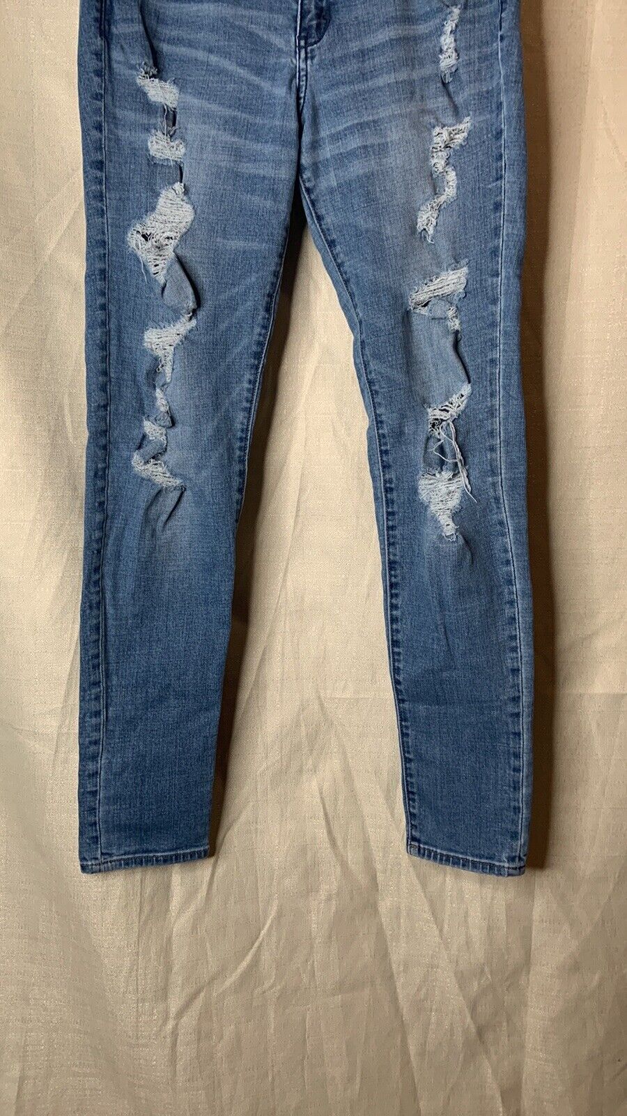 abercrombie and fitch distressed skinny jeans 10R - image 4