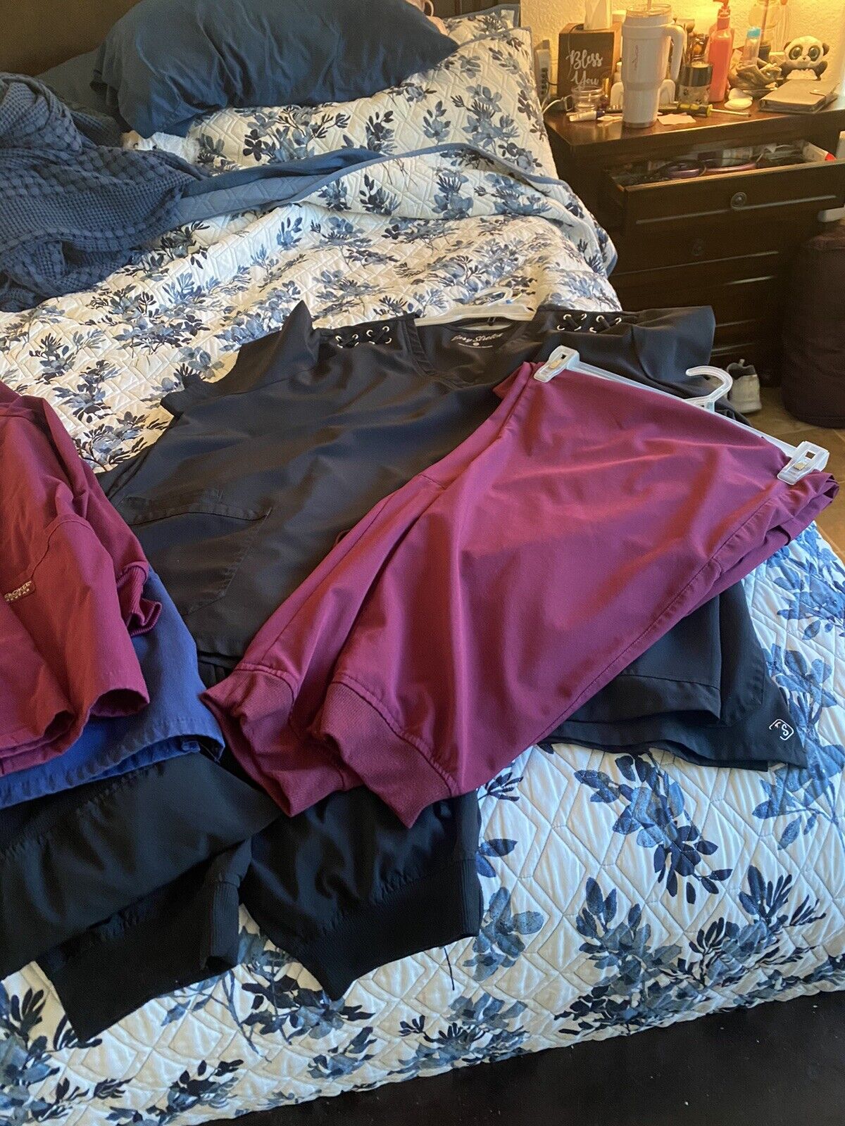 huge lot of medical scrubs used - image 3