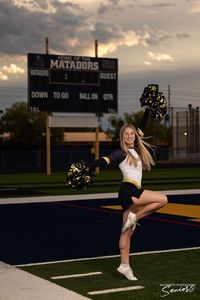 Shadow Mountain Pom & Cheer Fall 2023 - Phoenix Headshot Photographer Anjeanette Photography