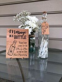 I'm gathering ideas for my wedding guest book and ended up with SO much inspiration! this post shows you 26 incredibly creative and beautiful wedding guest book ideas to consider for your wedding. Also includes ideas for wedding guest book alternatives, and very creative wedding guest books that just add that special touch. You will love these ideas!!