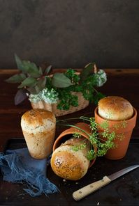 Garlic Bread with Fresh Herbs Baked in Flower Pots – Cooking Melangery