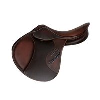 The seat is slightly moved back to release the shoulders. Two-point billet system for optimum balance and pressure distribution. Designed for competition, the Evolution horse saddle is recommended for advanced rider with a light seat.