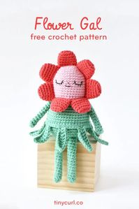 Flower Gal | Free Crochet Pattern - Tiny Curl Crochet