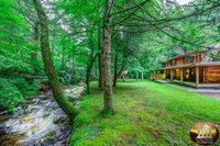 Norton Creek Hideaway Cabin Rental | Smoky Mountain Dreams Cabin & Resort Rentals