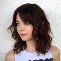 short hairstyle women, wolf cut hair, baddie hairstyles, curled hairstyles // via wattpad.com