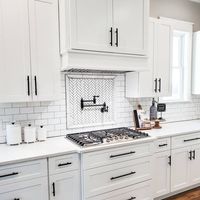 Should a Range Hood Match Cabinets?