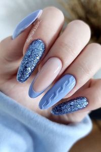 The colder weather is already arrived and that means it’s time to be outfitted head to toe with the best winter accessories for getting best winter vibes. This sweater nails or cable knit nail design that are perfect for trendy winter nails, glitter nails, long acrylic nails or coffin acrylic nails. #naildesign #sweaternails #winter #winternails #nailacrylics