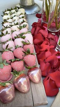 pink valentines day chocolate covered strawberries, photo from kylie jenner