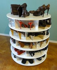 Such a cute idea to organize your shoes!