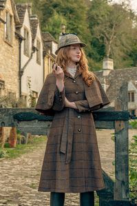 Deerstalker Cape Trench – Miss Patina