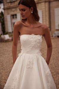 Feminity : Wedding dresses-Collections Jacqueline