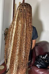 16 Must-Try Honey Brown Knotless Braids For a Stylish Makeover