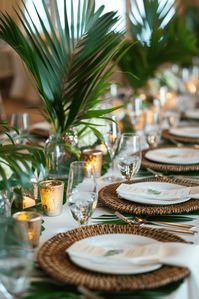 palm leaves table setting