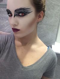 Black swan makeup