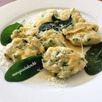 Spinat Ricotta Nockerln mit Salbei-Butter (und/oder) Datenschutz-Grundverordnung (DSGVO) => die neue Qual