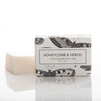 Superfatted to be extra moisturizing and skin softening. Long lasting and luxurious. Paraben free 100% Vegan Cruelty free Dimensions: 3.4" L x 2.5" W x 1.2" H Scent Profile: Formulary 55's Honeycomb & Neroli fragrance is a refreshing and honeyed blend that combines the warmth and soothing element of honey with fresh and slightly sweet neroli. One of Formulary’s more complex scents, Honeycomb & Neroli combines the best off many fragrance categories...it is fresh, floral, warm, sensual, and delica