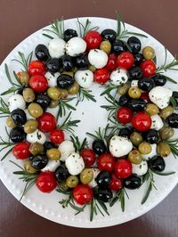 Antipasto Wreath