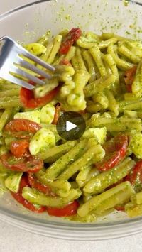 Questa pasta al pesto è STREPITOSA! Correte a prepararla! | Piovono Ricette | Piovono Ricette · Original audio