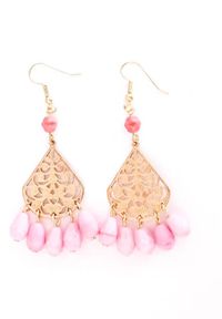 Learn how to make drop beaded earrings with a craft kit at home! You can follow along with a pre-recorded video to make two pairs of beautiful designer earrings 💎