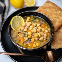 Greek Chickpea Soup with Lemon (Revithia)