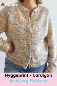 Get started on this DIY project on Hyggeprint - Cardigan Knitting Pattern. SIZE S (M) L (XL) XXL MEASUREMENTS Length: 55 (57) 59 (61) 63 cm / 21.7 (22.4) 23.2 (24) 24.8 in. Circumference: 98 (106) 112 (119) 125 cm / 38.6 (41.7) 44.1 (46.9) 49.2 in. PATTERN INFORMATION The cardigan is worked from top to bottom in 1 thread of the multicolored yarn Friends Cotton Silk Print, which with its pretty color gradient and in combination with 2 threads of Friends Kid Silk gives this very simple cardigan it