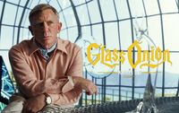 Pünktlich zu Weihanachten 2022 erscheint am 23. Dezemeber “Glass Onion: A Knives Out Mystery" auf Netflix und bringt damit Detektiv Benoit Blanc, gespielt von Ex-James-Bond Daniel Craig, zurück in die