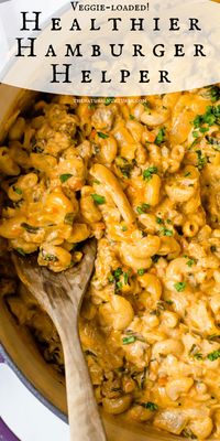 This Healthier Hamburger Helper is creamy, delicious, easy to make, and loaded with veggies! This one-pot recipe is a perfect hearty dinner. It cooks up in just 30 minutes and can be easily made gluten free! #veggieloaded